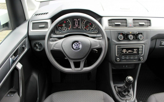 Volkswagen Caddy cena 63900 przebieg: 152000, rok produkcji 2019 z Legionowo małe 301